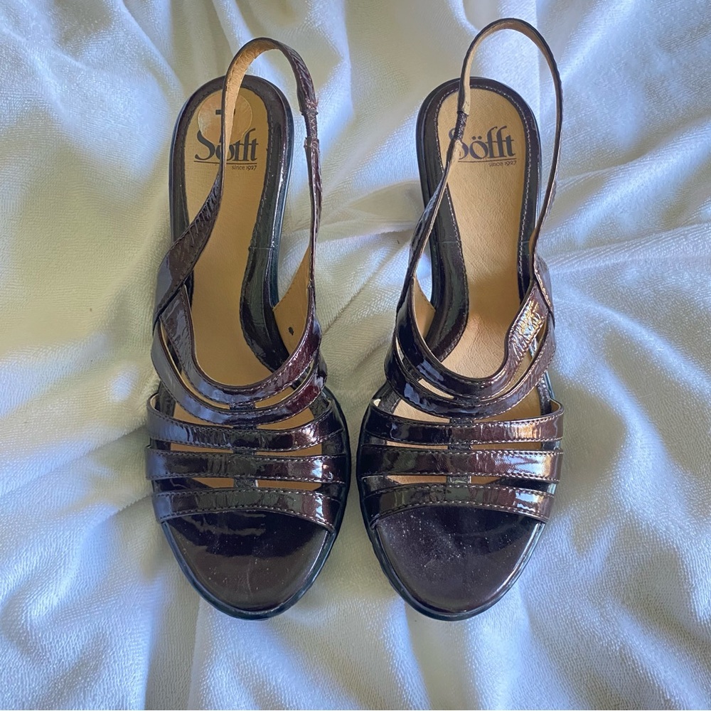 Sofft Women's Brown Strappy Heels